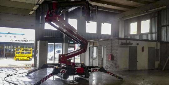 Schoonspuiten loods Roosendaal