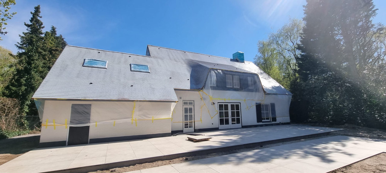 Dakreiniging Oosterhout afgeplakt