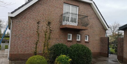 Gevel schoonmaken Achtmaal NA