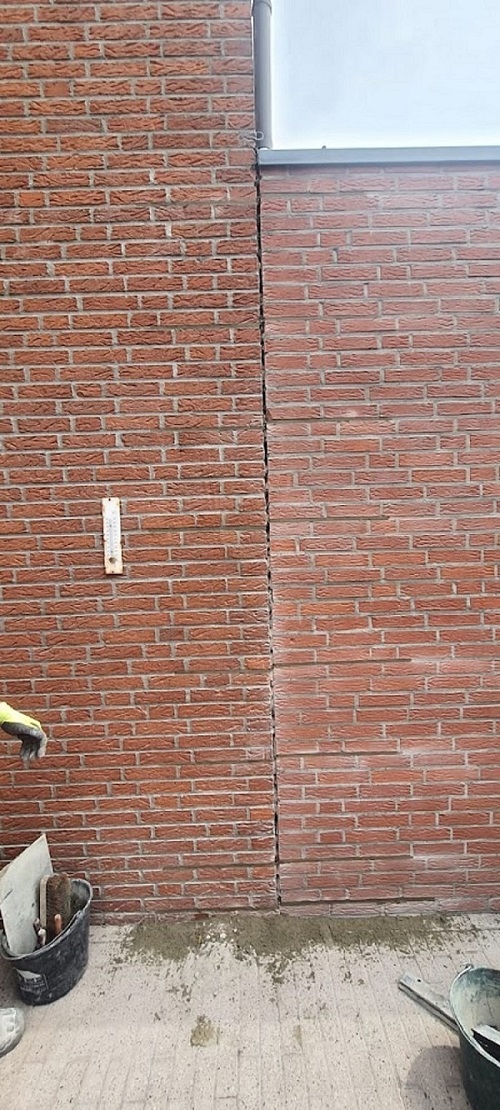 Scheurherstel muur Hoogerheide