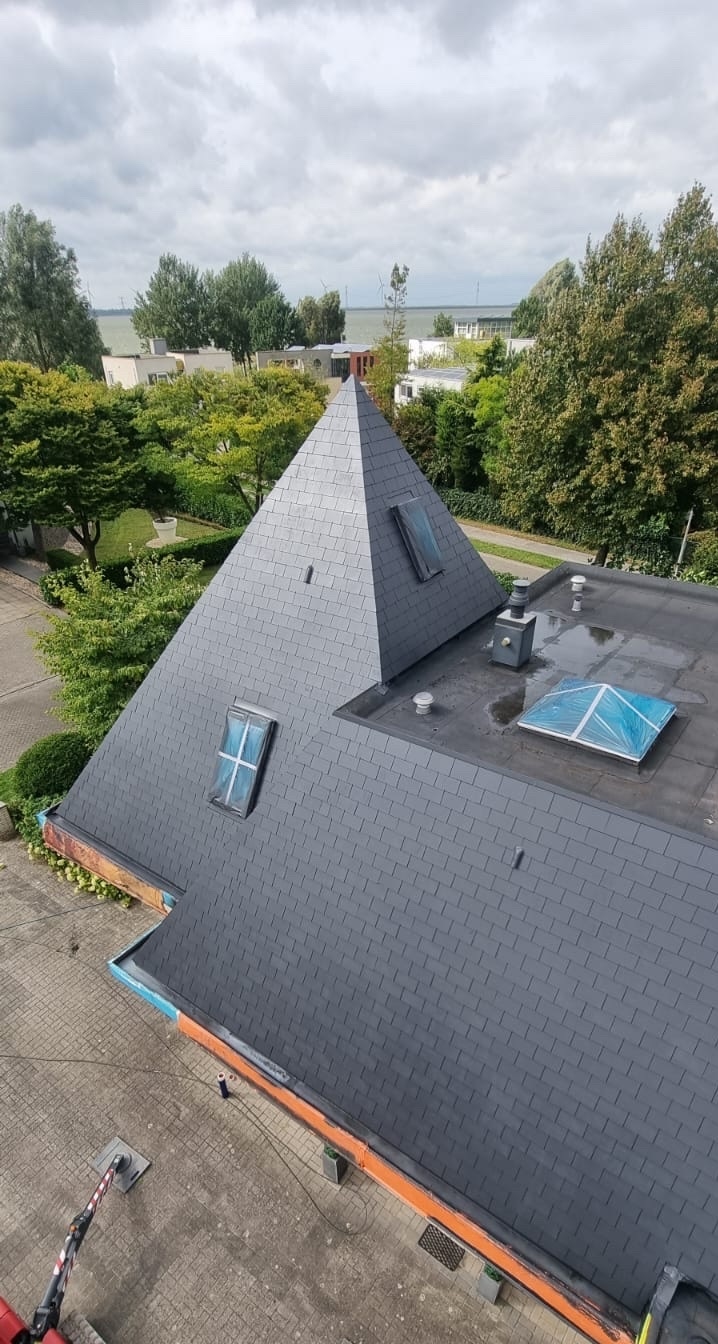 Dak reinigen en coaten Huijbergen NA