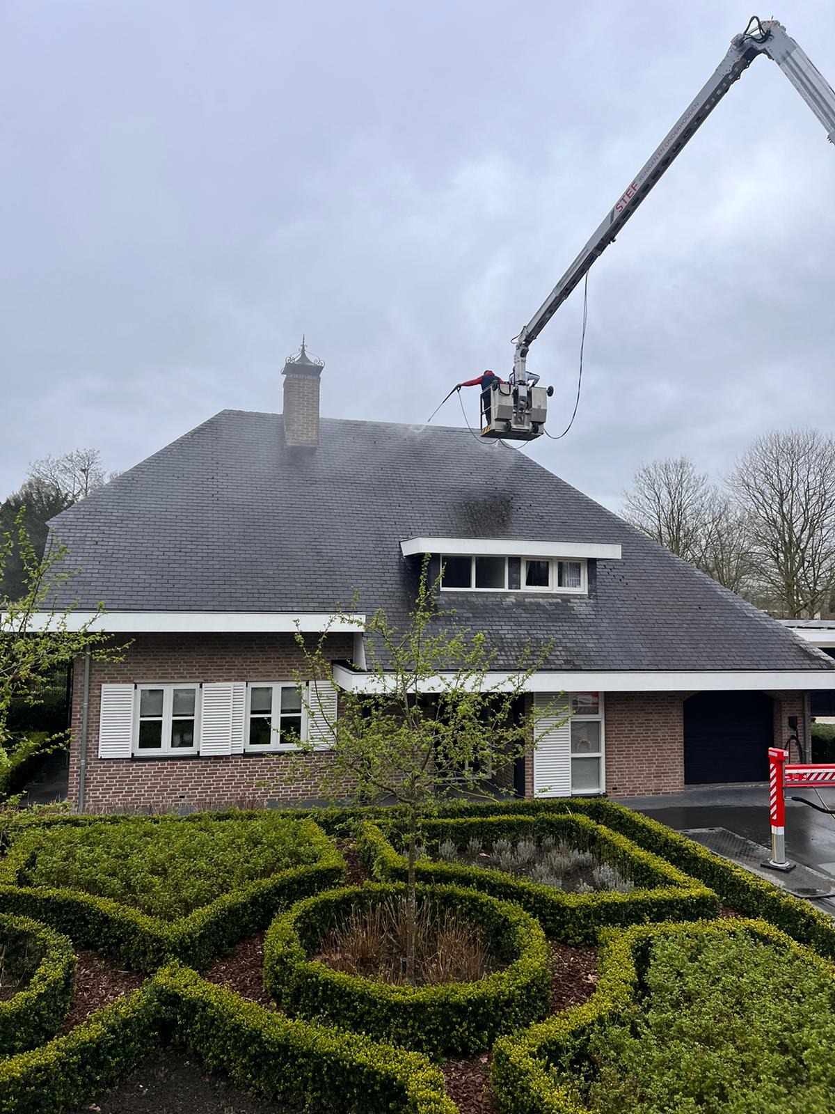 Dak schoonmaken Meerle NA