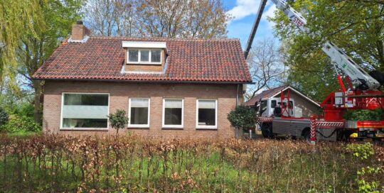 Dak schoonmaken Zevenbergschen Hoek voorkant NA